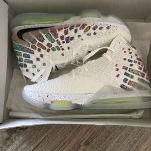 LeBron XVII Air Command Force